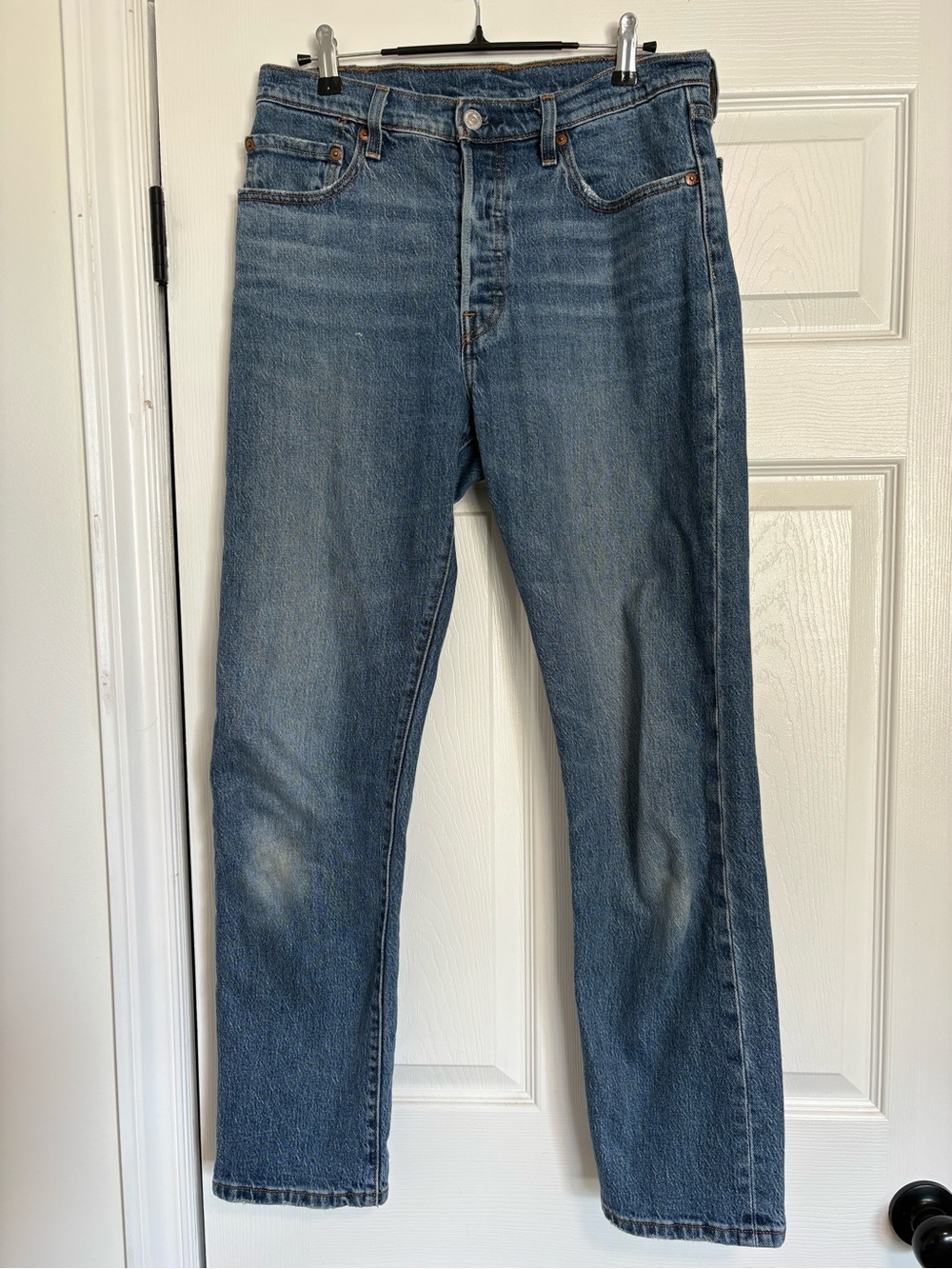 Levi's Straight-Leg Jeans in Medium Blue Wash
